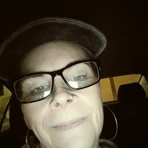 Meet your Posher, Carla